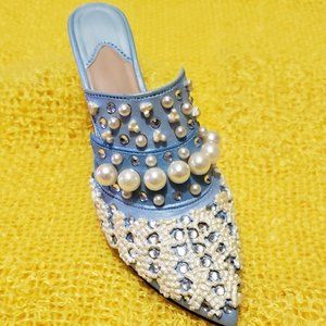 Just The Right Shoes. Frosted Fantasy Collectible Shoe. Hallmark.